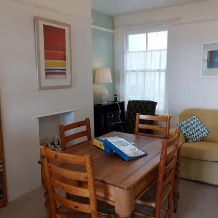 Porthmeor 150 M Parking 2-3 Cars St Ives (Cornwall)