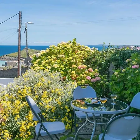 Holiday home Porthmeor 150 M Parking 2-3 Cars *